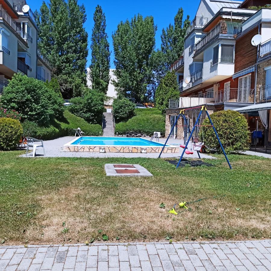 Peppy Apartment & Pool Балатонфюред Экстерьер фото